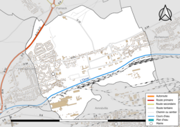 Carte en couleur présentant le réseau hydrographique de la commune