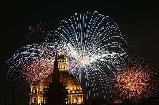 Valletta fireworks Photographer: Zigli borg