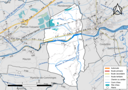 Carte en couleur présentant le réseau hydrographique de la commune