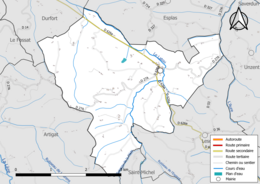 Carte en couleur présentant le réseau hydrographique de la commune