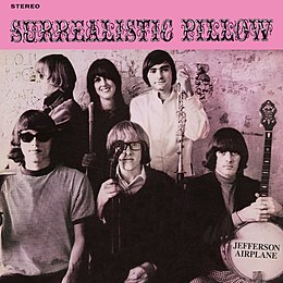 Studioalbumin Surrealistic Pillow kansikuva