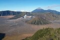 Bromo- emanaţii de gaze albe.