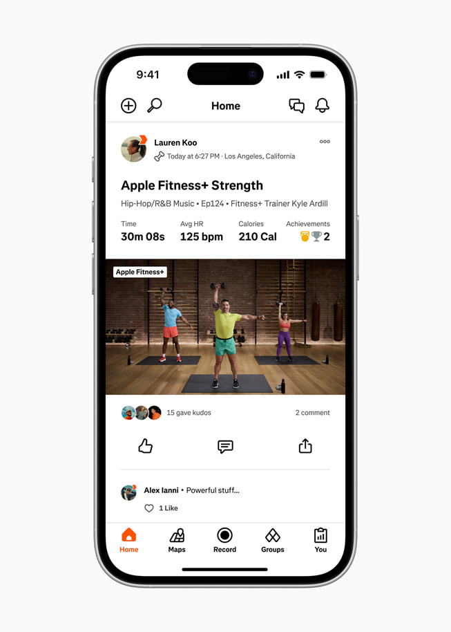 Latihan Kekuatan Apple Fitness+ pengguna ditampilkan di aplikasi Strava di iPhone 16 Pro.