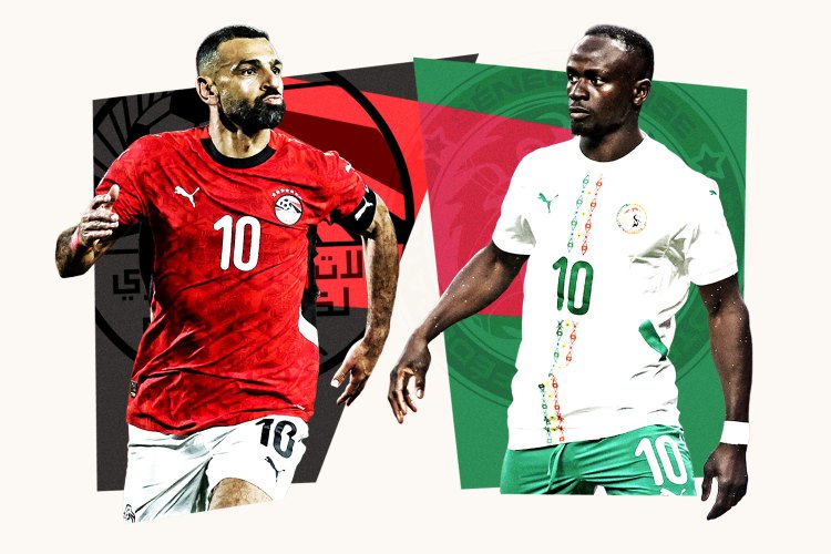 Illustration of Mohamed Salah and Sadio Mane in their national team kits.